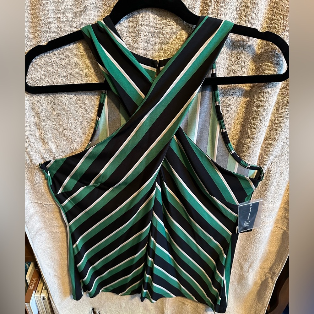 NWT INC green&black halter L